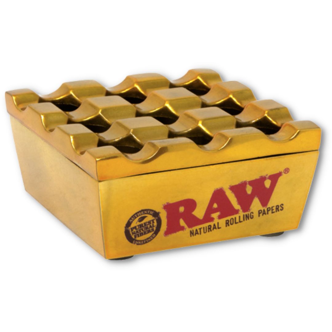 Raw regal ashtray now available on herbbox India